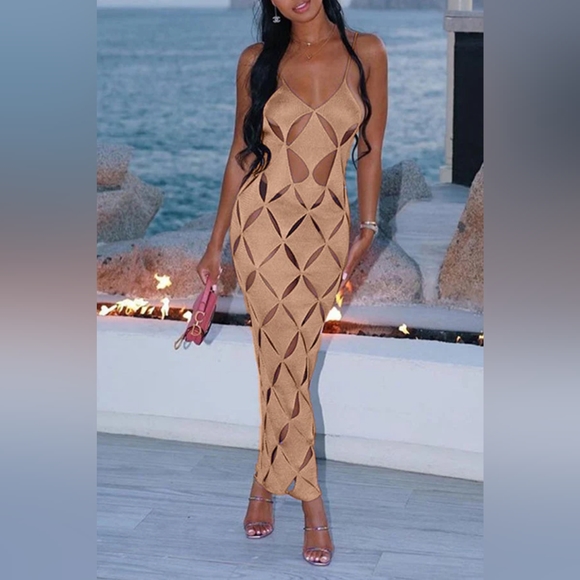 Dresses & Skirts - Tan Heat Statement Maxi